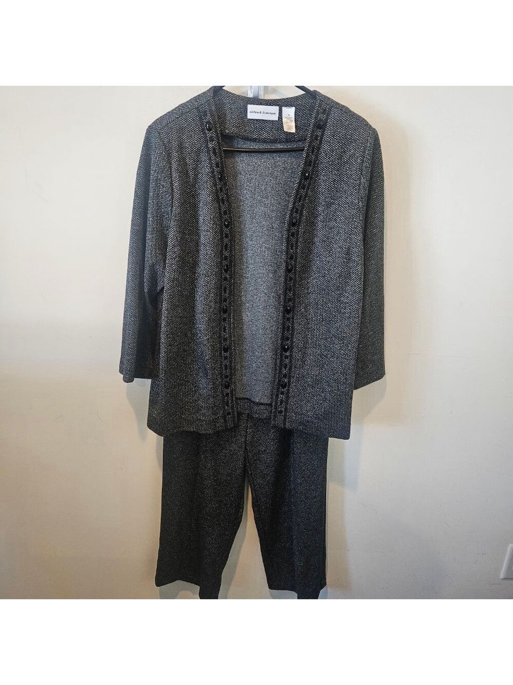 Women's Alfred Dunner Cropped Pantsuit Black & Gray Jacket 14 Pant 14P